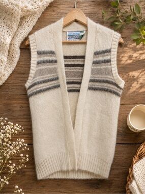 Vintage Eider Knit Icelandic Wool Vest • Size M
